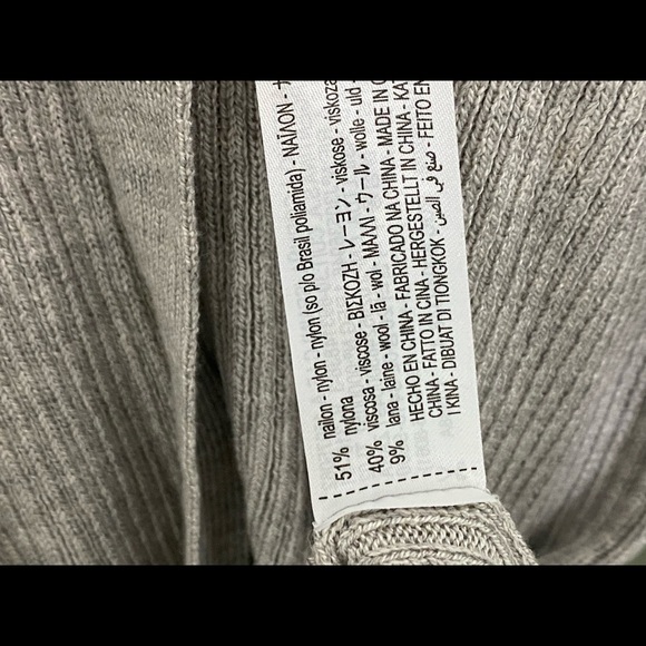 NWT ZARA COWL NECK SWEATER HOODIE WITH FRONT DRAWSTRINGS SIZE MEDIUM - Picture 4 of 10